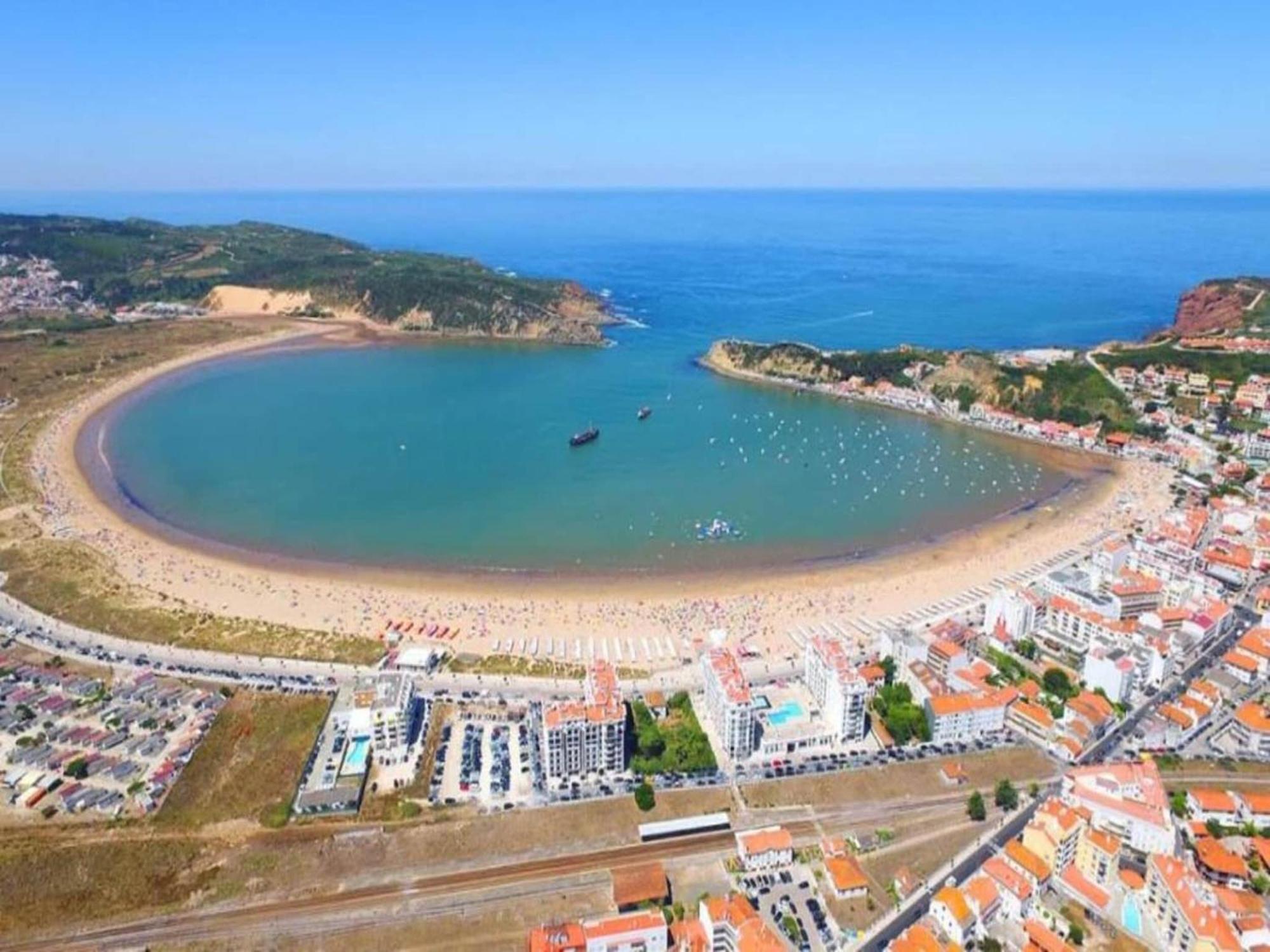 Apartment Beautiful In S O Martinho Do Porto With Balcony *